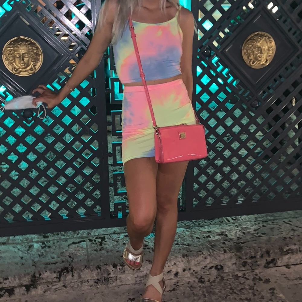 Tie-Dye neon skirt set